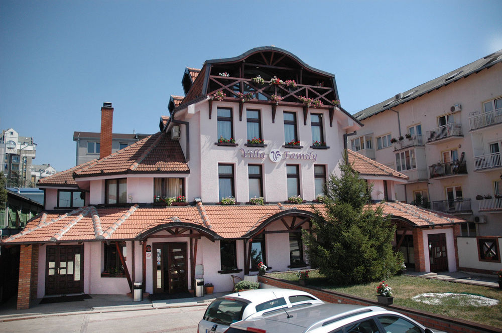 Garni Hotel Family Cukarica Serbia thumbnail